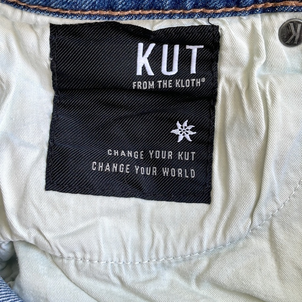EC Kut from the Kloth Jane High Rise Button Fly Denim Short - Size 4 - Picture 6 of 6